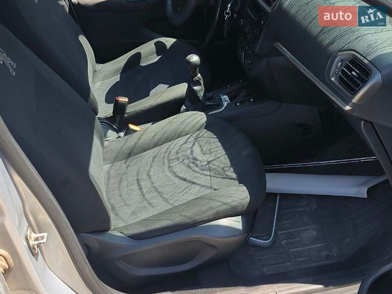 Фото Peugeot 301 з оголошення AUTO.RIA