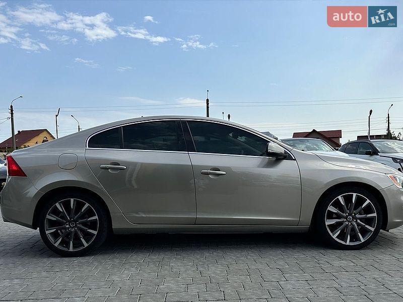 Фото Volvo S60 з оголошення AUTO.RIA