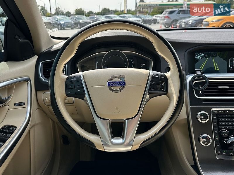 Фото Volvo S60 з оголошення AUTO.RIA