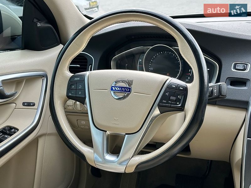 Фото Volvo S60 з оголошення AUTO.RIA