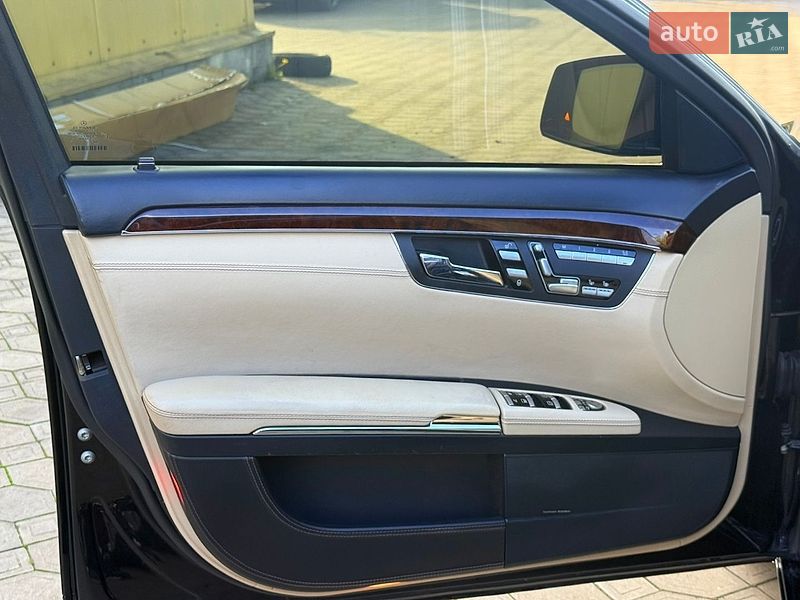 Фото Mercedes-Benz S-Class з оголошення AUTO.RIA