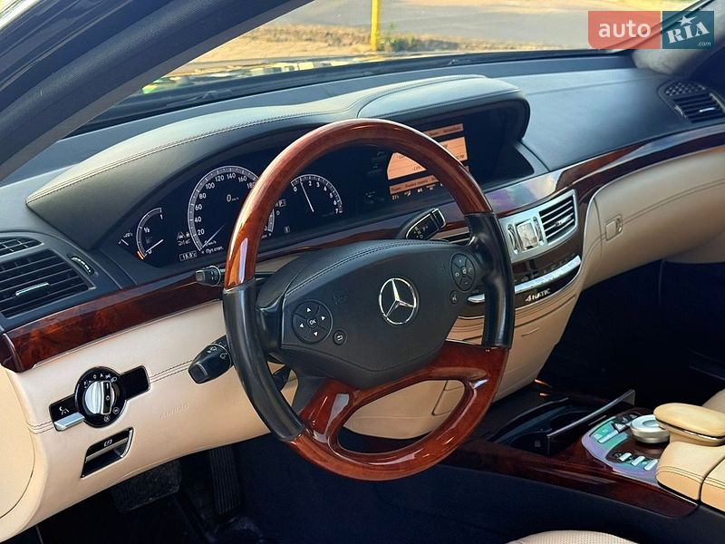 Фото Mercedes-Benz S-Class з оголошення AUTO.RIA