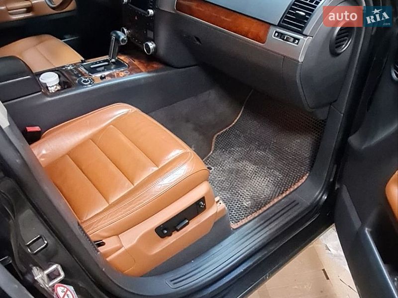 Фото Volkswagen Touareg з оголошення AUTO.RIA