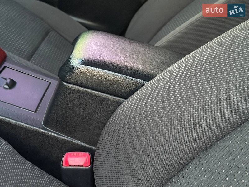 Фото Toyota Camry з оголошення AUTO.RIA