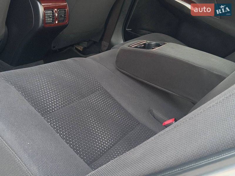 Фото Toyota Camry з оголошення AUTO.RIA
