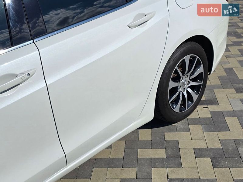 Фото Acura TLX з оголошення AUTO.RIA