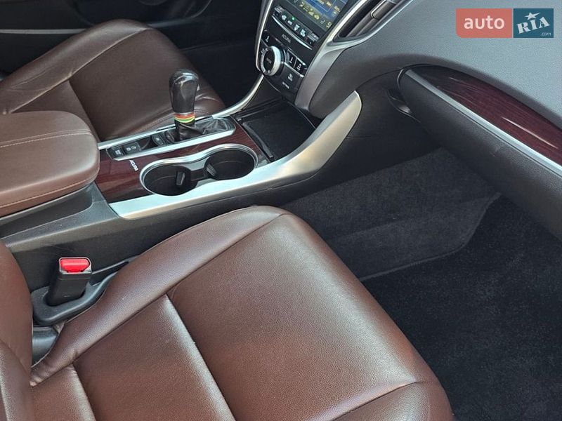 Фото Acura TLX з оголошення AUTO.RIA