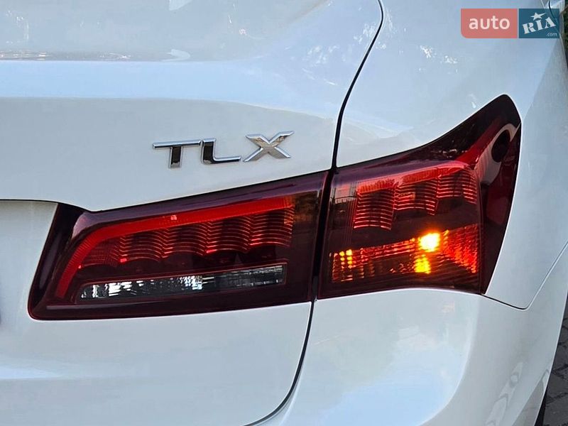 Фото Acura TLX з оголошення AUTO.RIA