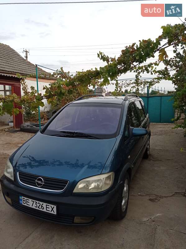 Фото Opel Zafira з оголошення AUTO.RIA