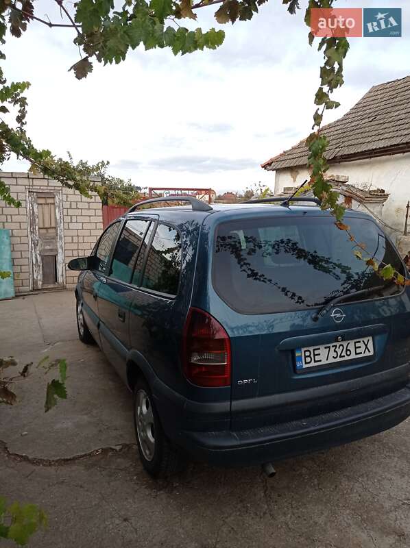 Фото Opel Zafira з оголошення AUTO.RIA