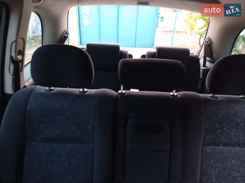 Фото Opel Zafira з оголошення AUTO.RIA