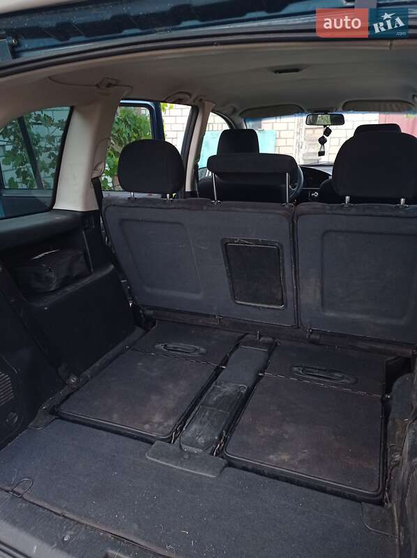 Фото Opel Zafira з оголошення AUTO.RIA