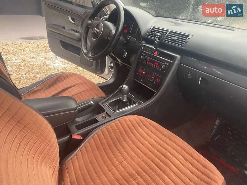 Фото Audi A4 з оголошення AUTO.RIA