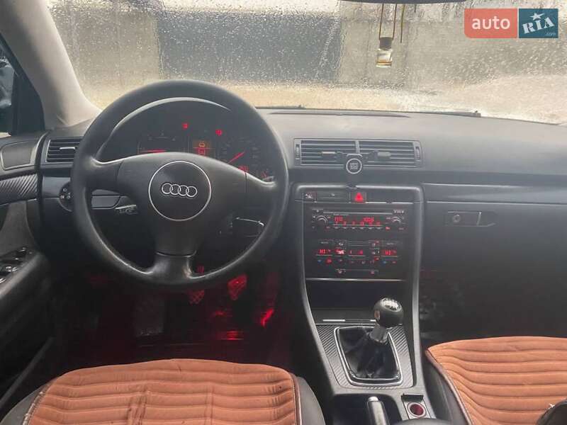 Фото Audi A4 з оголошення AUTO.RIA