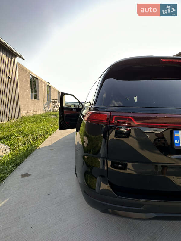 Фото Kia Carnival з оголошення AUTO.RIA