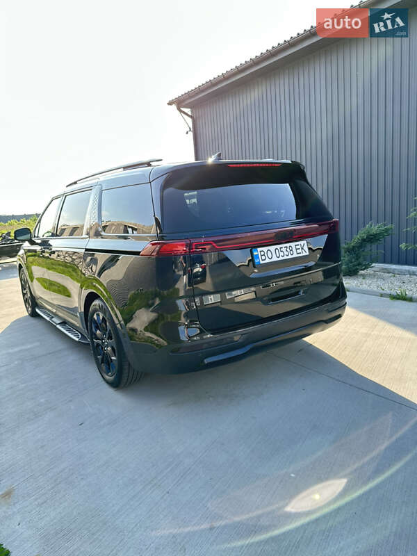 Фото Kia Carnival з оголошення AUTO.RIA