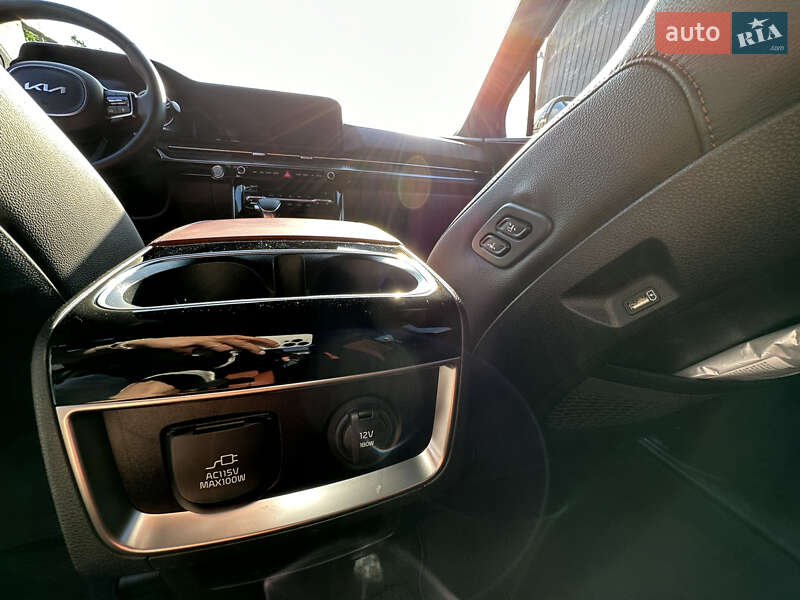 Фото Kia Carnival з оголошення AUTO.RIA