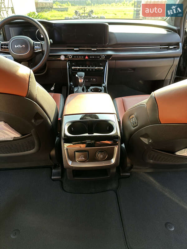 Фото Kia Carnival з оголошення AUTO.RIA