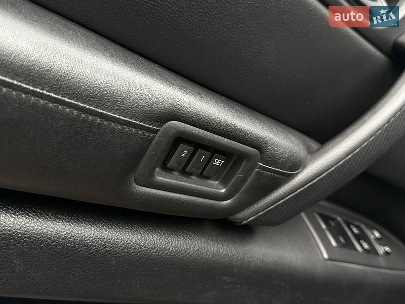 Фото Infiniti FX 35 з оголошення AUTO.RIA