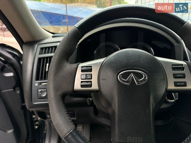 Фото Infiniti FX 35 з оголошення AUTO.RIA