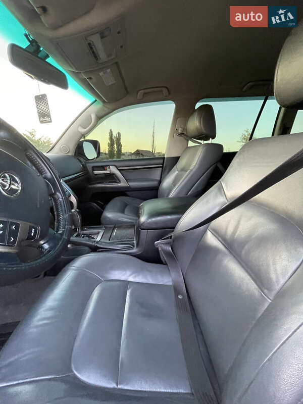 Фото Toyota Land Cruiser з оголошення AUTO.RIA
