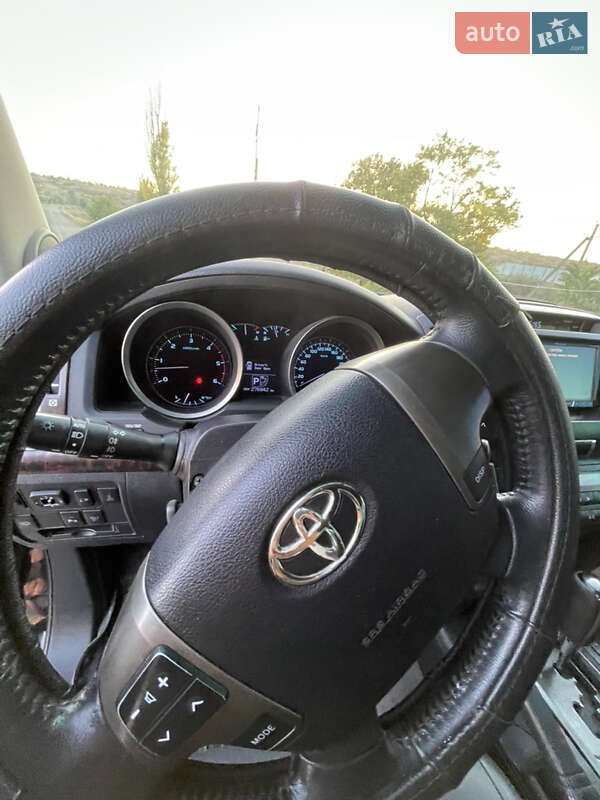 Фото Toyota Land Cruiser з оголошення AUTO.RIA
