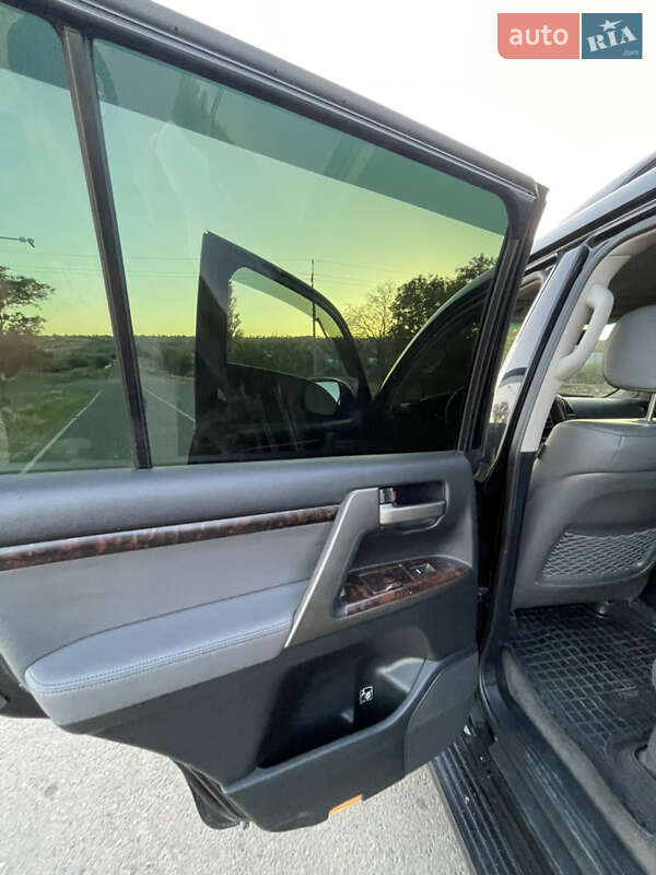 Фото Toyota Land Cruiser з оголошення AUTO.RIA