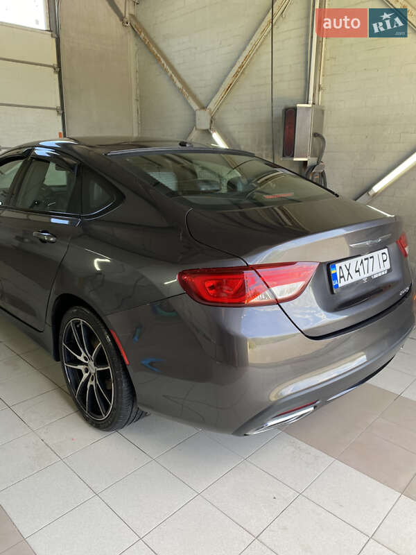 Фото Chrysler 200 з оголошення AUTO.RIA