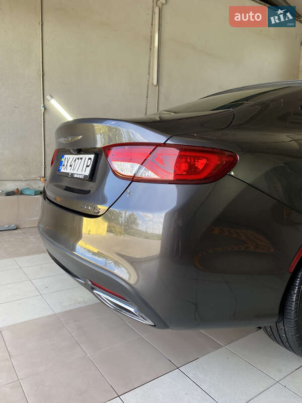 Фото Chrysler 200 з оголошення AUTO.RIA