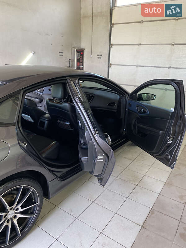 Фото Chrysler 200 з оголошення AUTO.RIA
