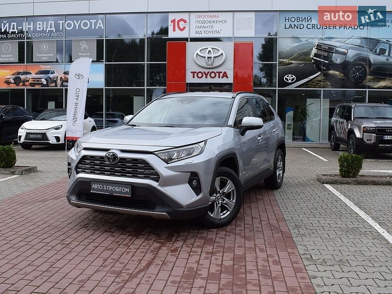 Фото Toyota RAV4 з оголошення AUTO.RIA