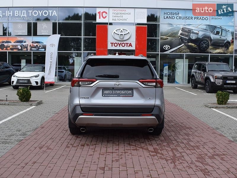 Фото Toyota RAV4 з оголошення AUTO.RIA