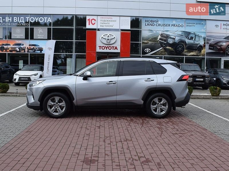 Фото Toyota RAV4 з оголошення AUTO.RIA