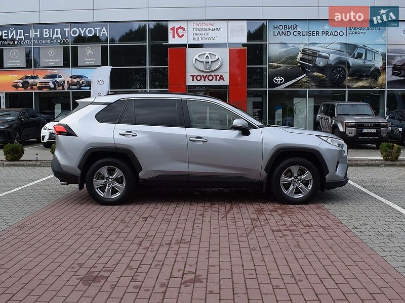 Фото Toyota RAV4 з оголошення AUTO.RIA