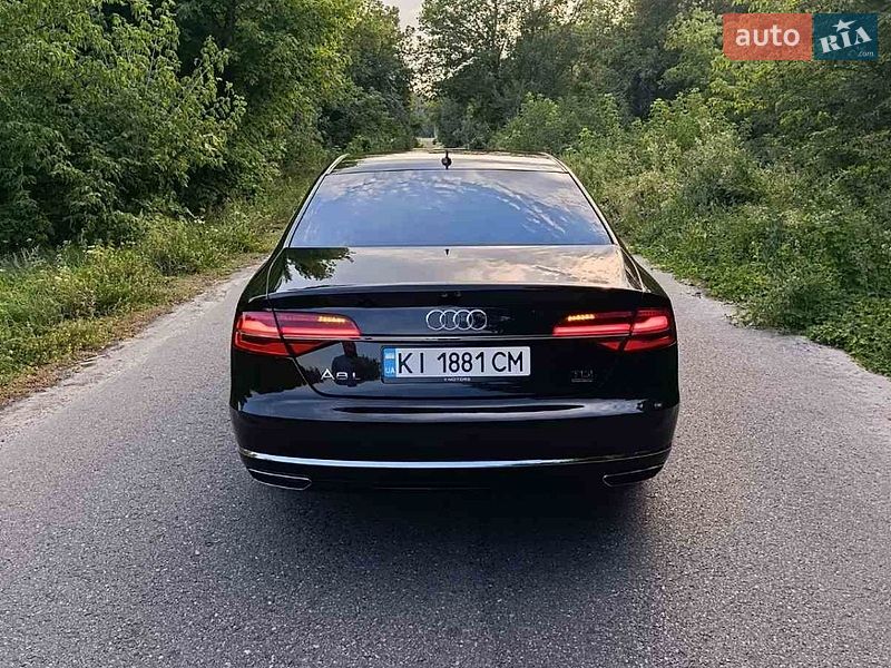 Фото Audi A8 з оголошення AUTO.RIA