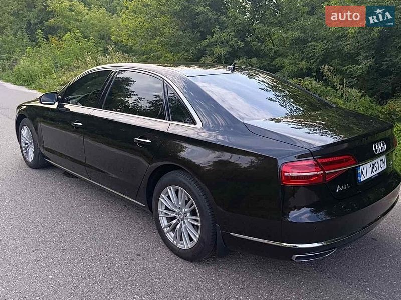 Фото Audi A8 з оголошення AUTO.RIA