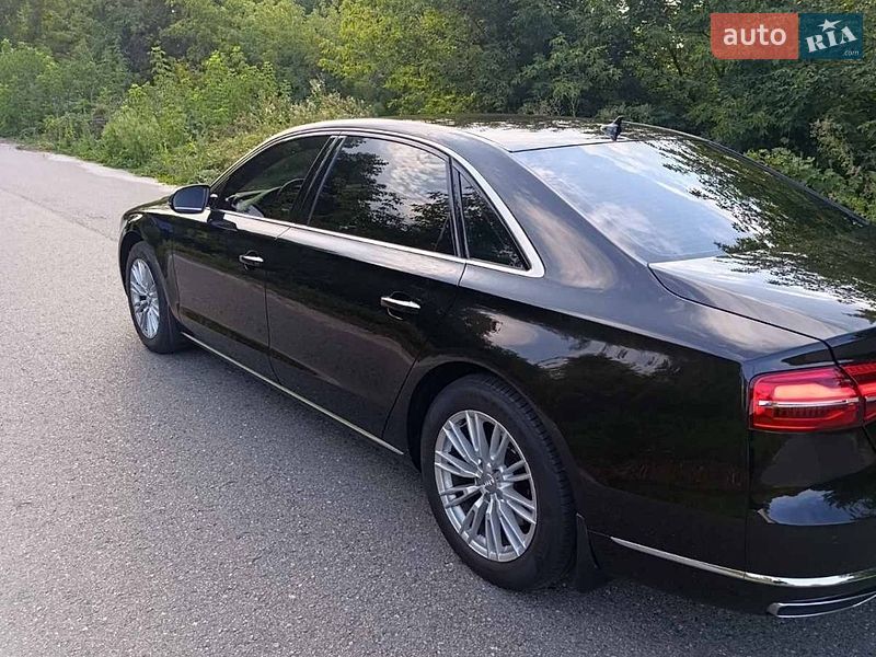 Фото Audi A8 з оголошення AUTO.RIA