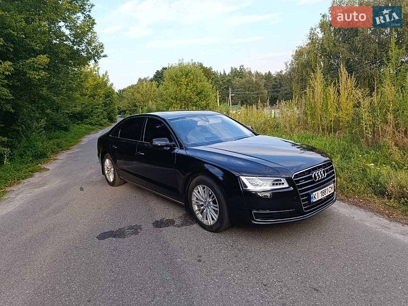Фото Audi A8 з оголошення AUTO.RIA