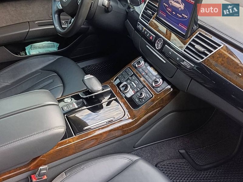 Фото Audi A8 з оголошення AUTO.RIA