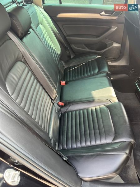 Фото Volkswagen Passat з оголошення AUTO.RIA