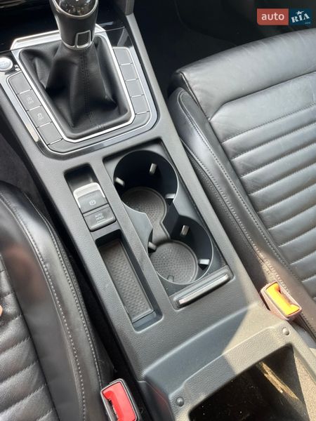 Фото Volkswagen Passat з оголошення AUTO.RIA