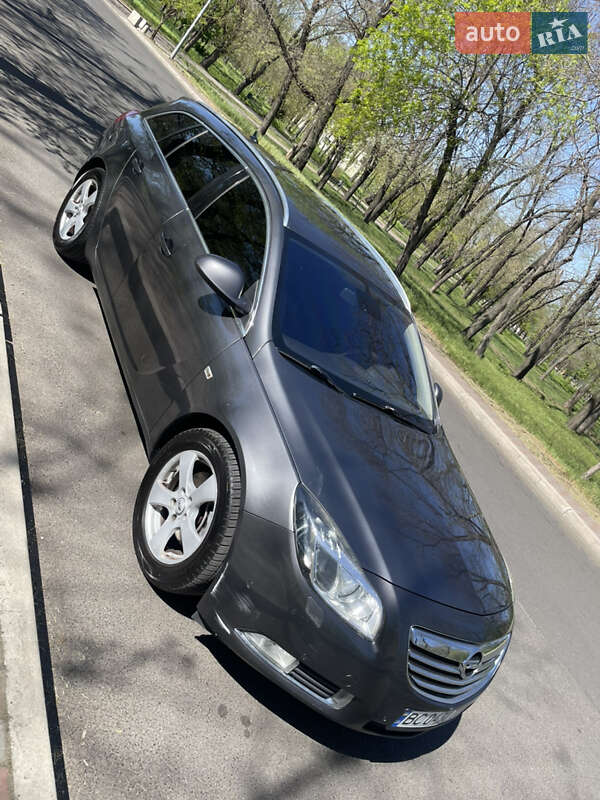 Фото Opel Insignia з оголошення AUTO.RIA