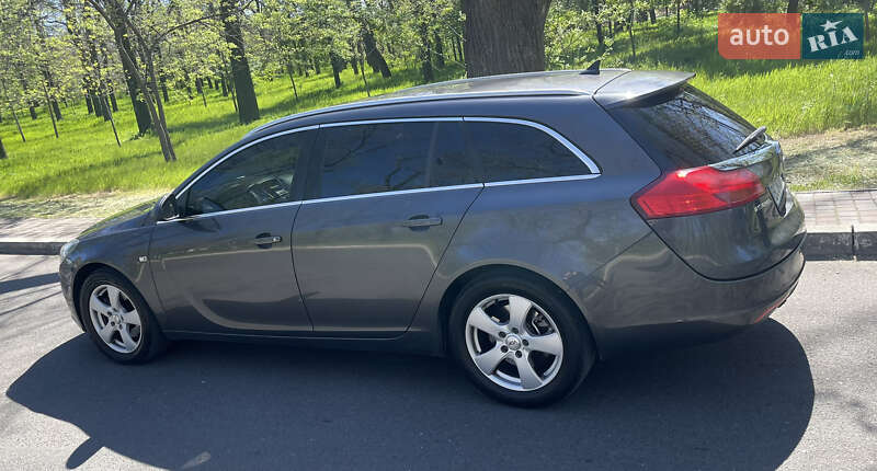 Фото Opel Insignia з оголошення AUTO.RIA