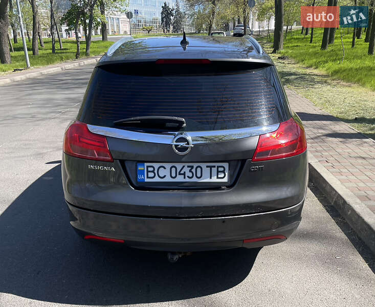 Фото Opel Insignia з оголошення AUTO.RIA