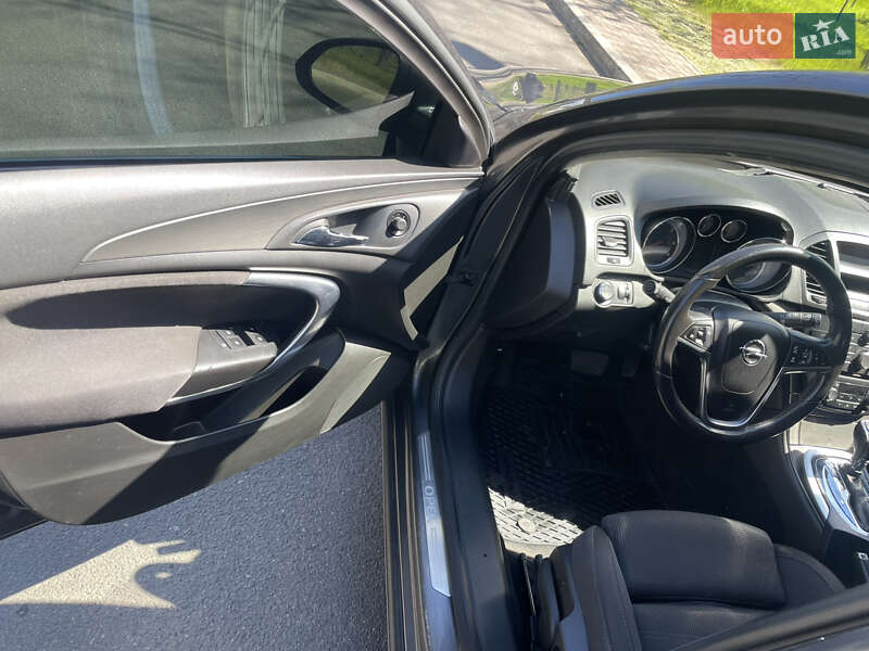Фото Opel Insignia з оголошення AUTO.RIA