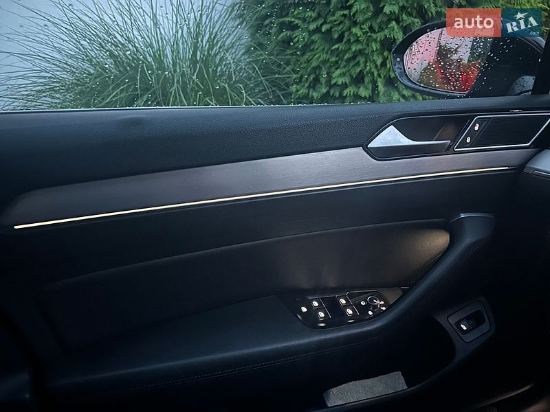 Фото Volkswagen Passat з оголошення AUTO.RIA