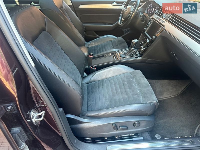 Фото Volkswagen Passat з оголошення AUTO.RIA