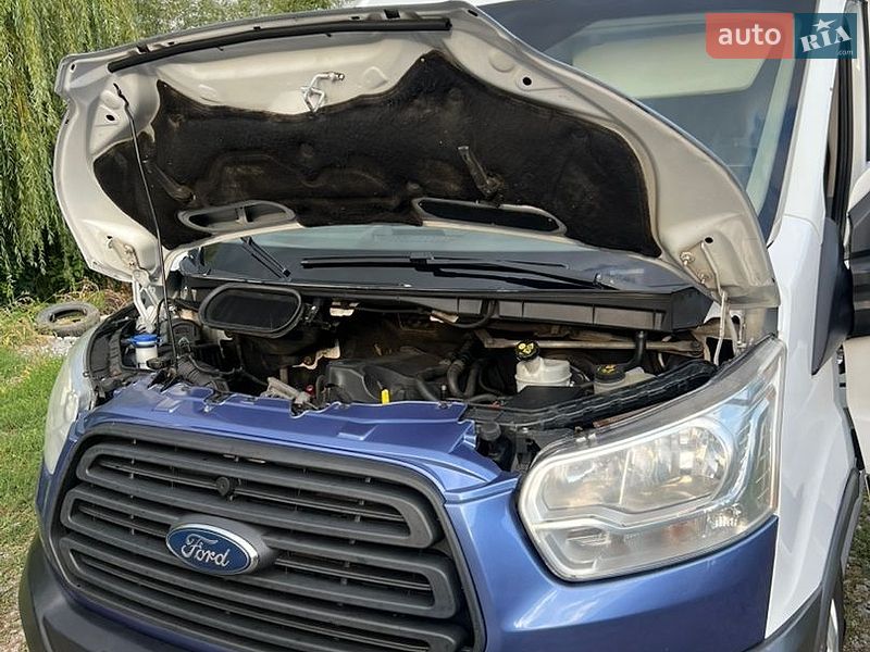 Фото Ford Transit з оголошення AUTO.RIA