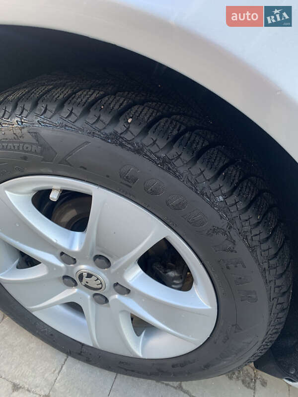 Фото Skoda Octavia з оголошення AUTO.RIA