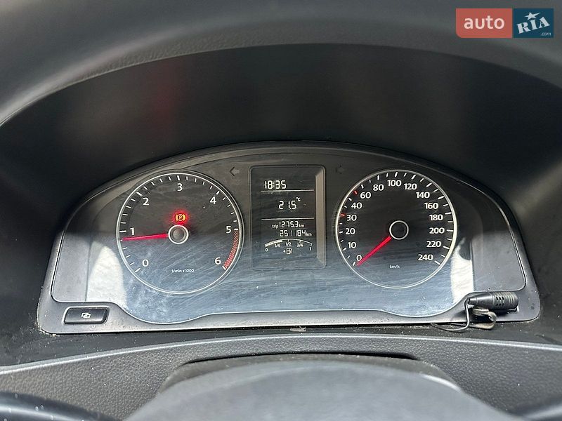 Фото Volkswagen Transporter з оголошення AUTO.RIA